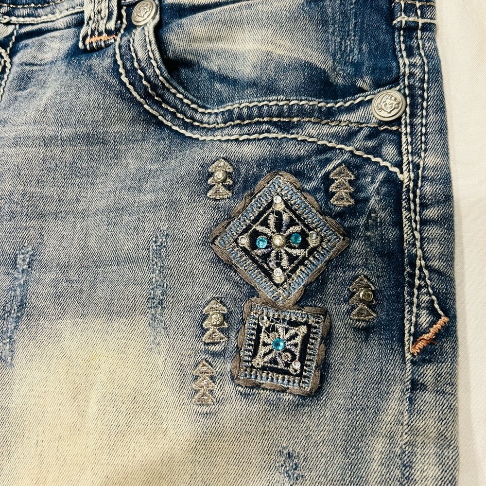 Grace Embroidered Light Blue Distressed Jean Shorts - Picture 7 of 9